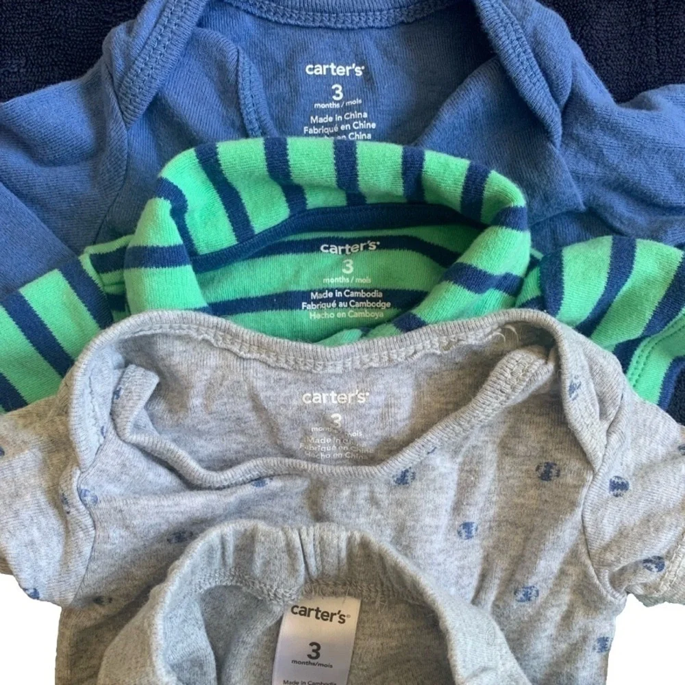 Carter’s Blue Gray Green Onesie Bundle Size 3 Months